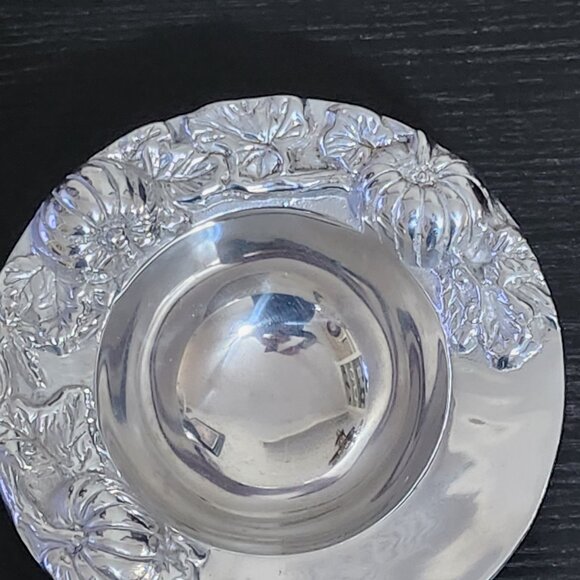 Holland Boone Polished Pewter 8 Inch Round 3D Relief Pumpkin Bowl - Picture 6 of 10